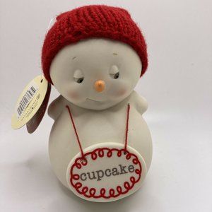 Department 56 Snowpinions NWT Cupcake 5 in tall figure